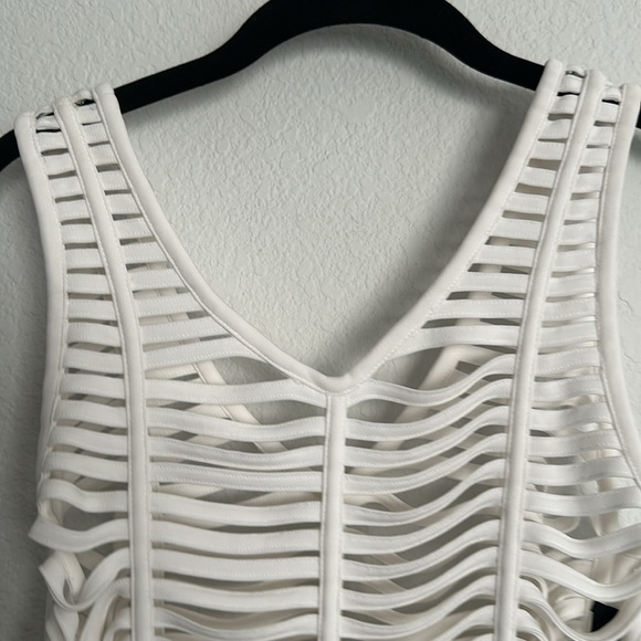 Alexander Wang open weave white dress cover 4 - Picture 5 of 7
